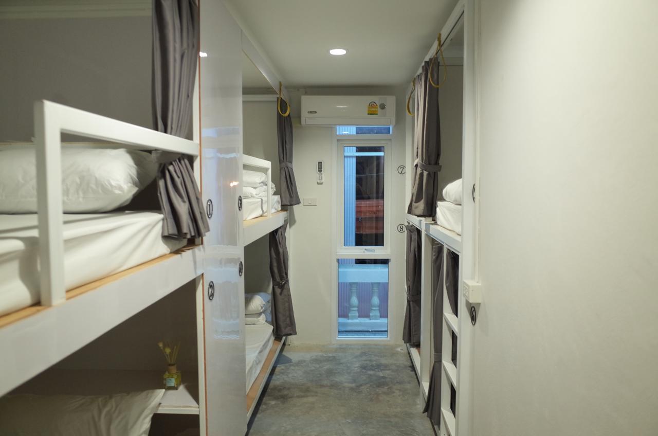 Hub Of Joys Hostal *