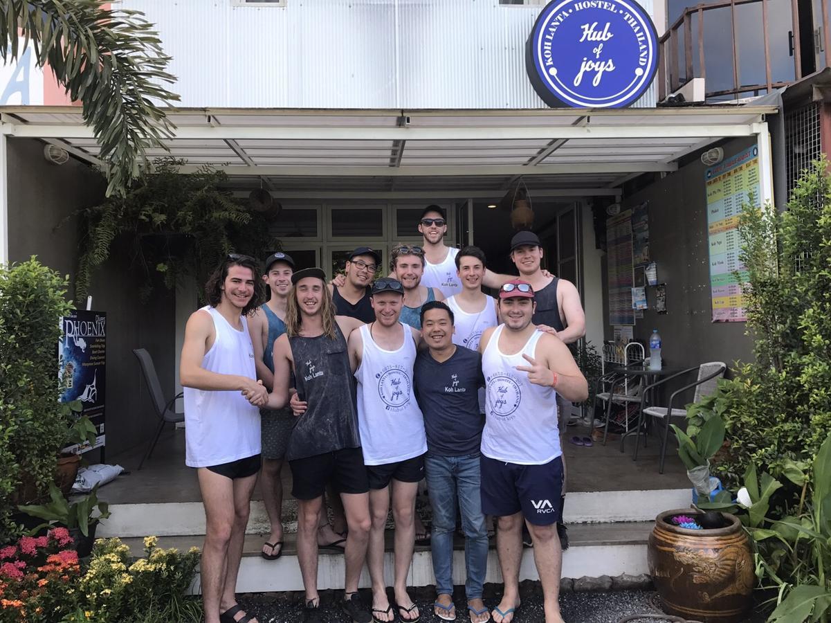 Hostal Hub Of Joys Ko Lanta