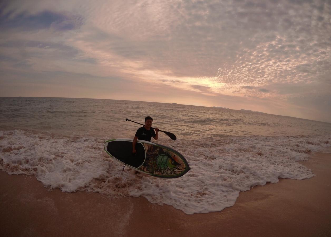 Hub Of Joys * Ko Lanta